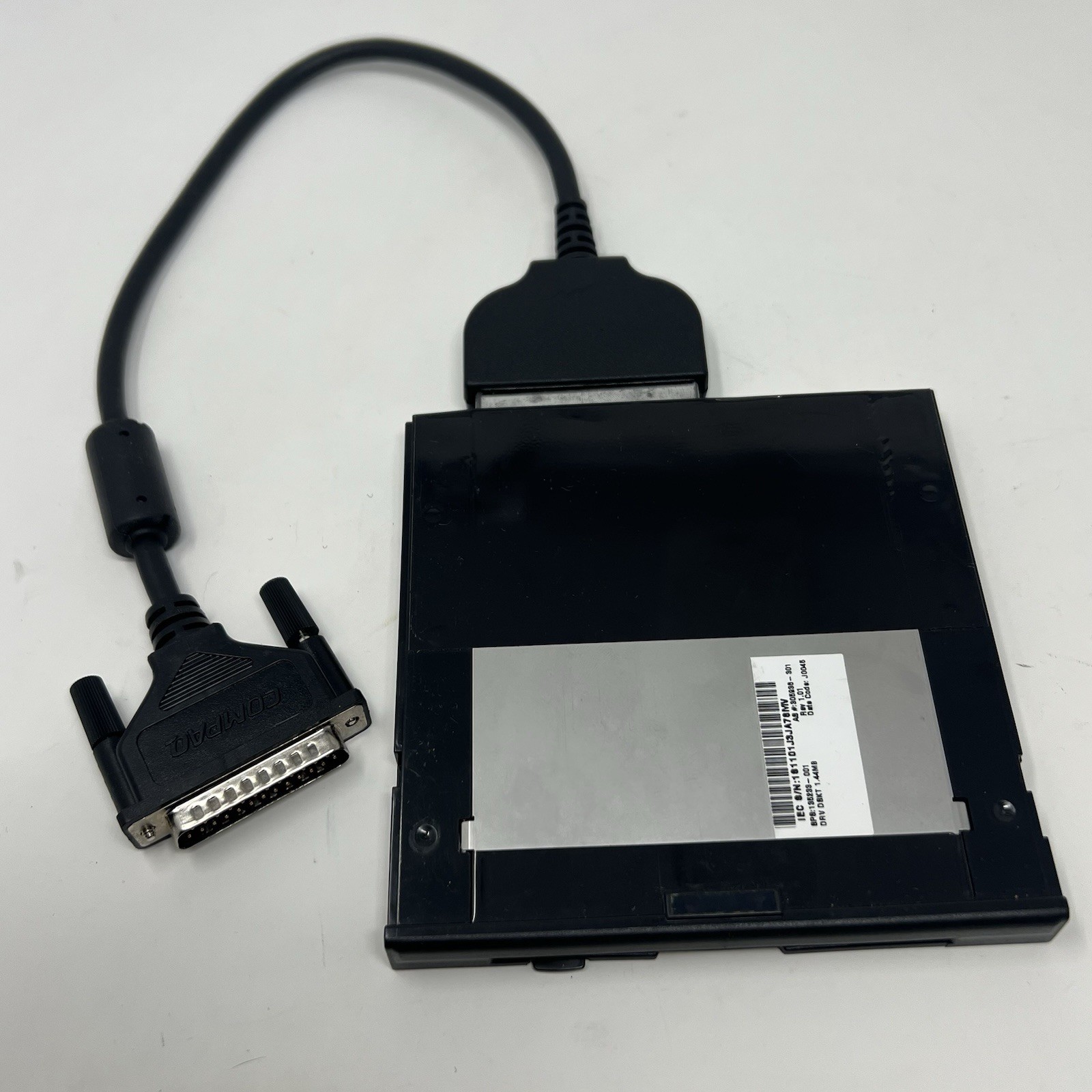 Mitsubishi 1.44MB 3.5in Floppy Drive MF355H-333MC HP w/ Cord