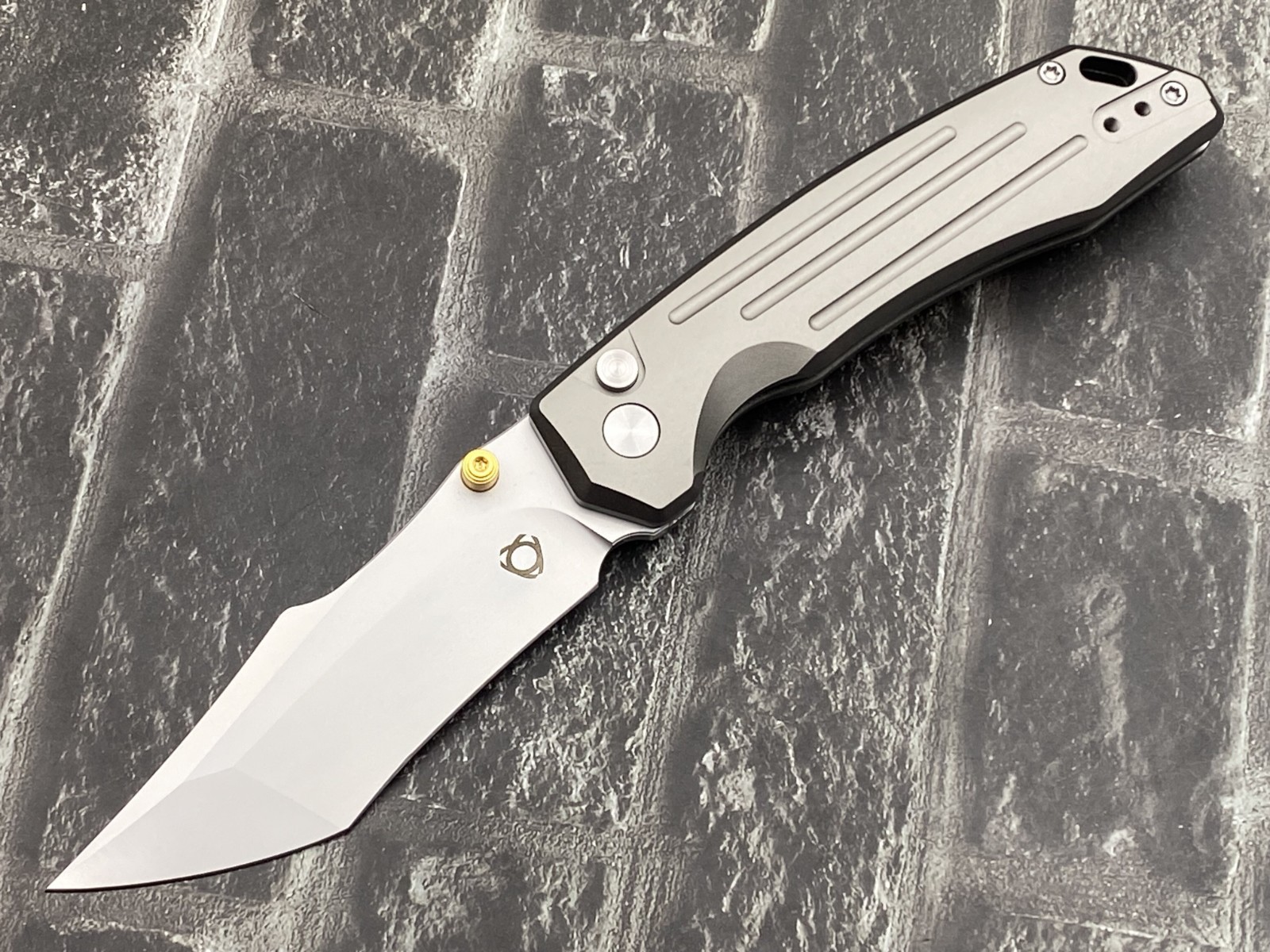 SixLeaf SL-82-Gray Folding Knife 14C28N Blade Aluminum alloy Handle CampingKnife