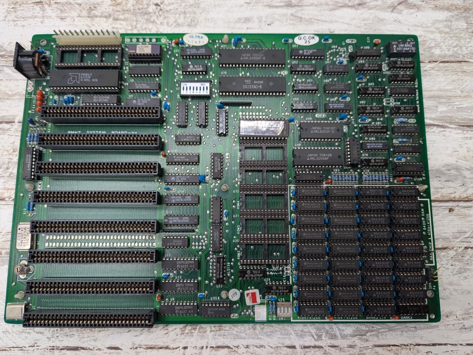 Motherboard Main Board  pcc121308 intel 78  UNTESTED