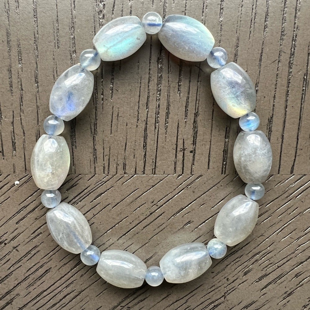 Labradorite barrel bracelet 10mm SIZE 6.5’
