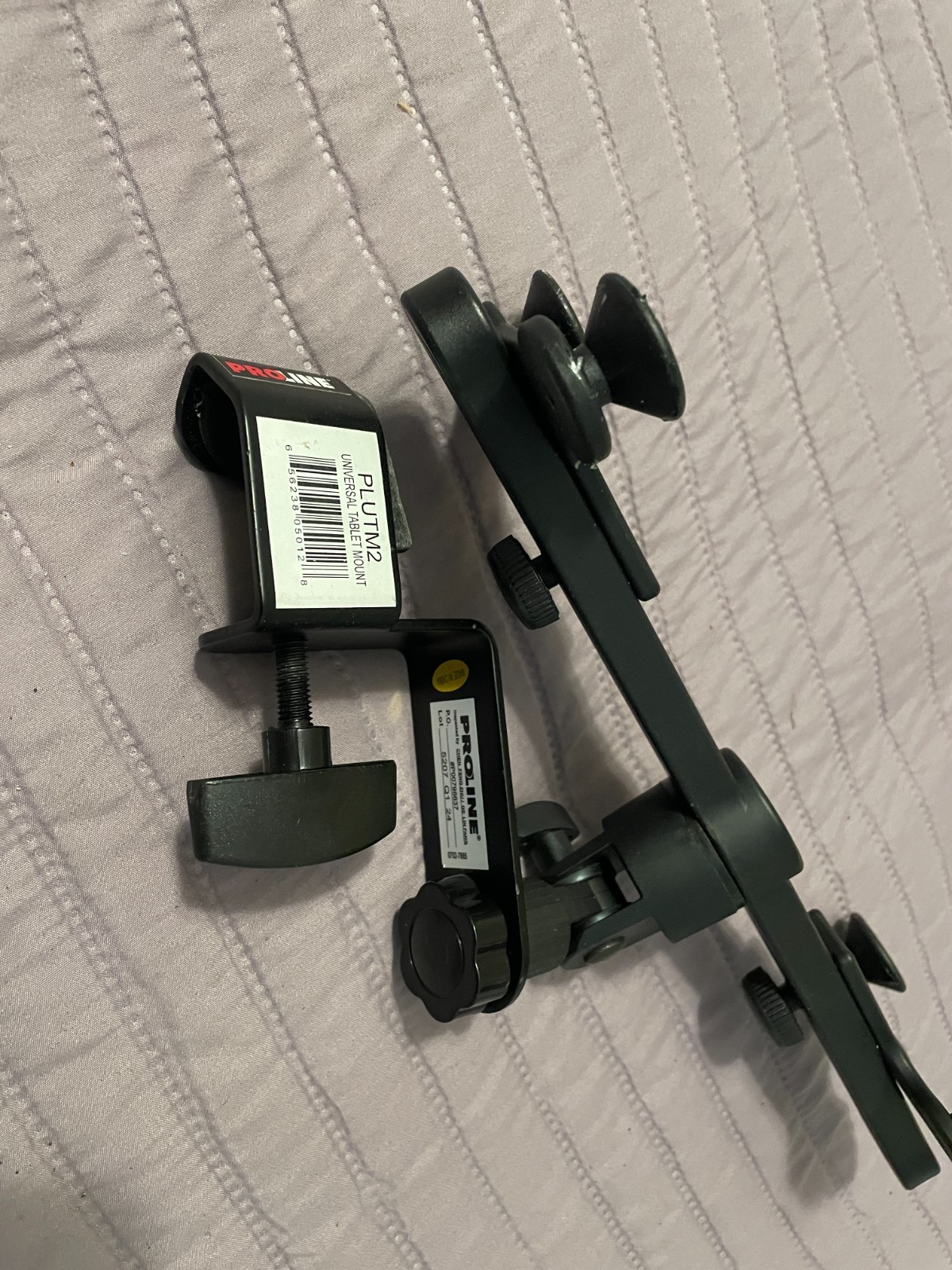 Universal Tablet Mount iPad or Tablet for Live Music Performance Proline PLUTM2