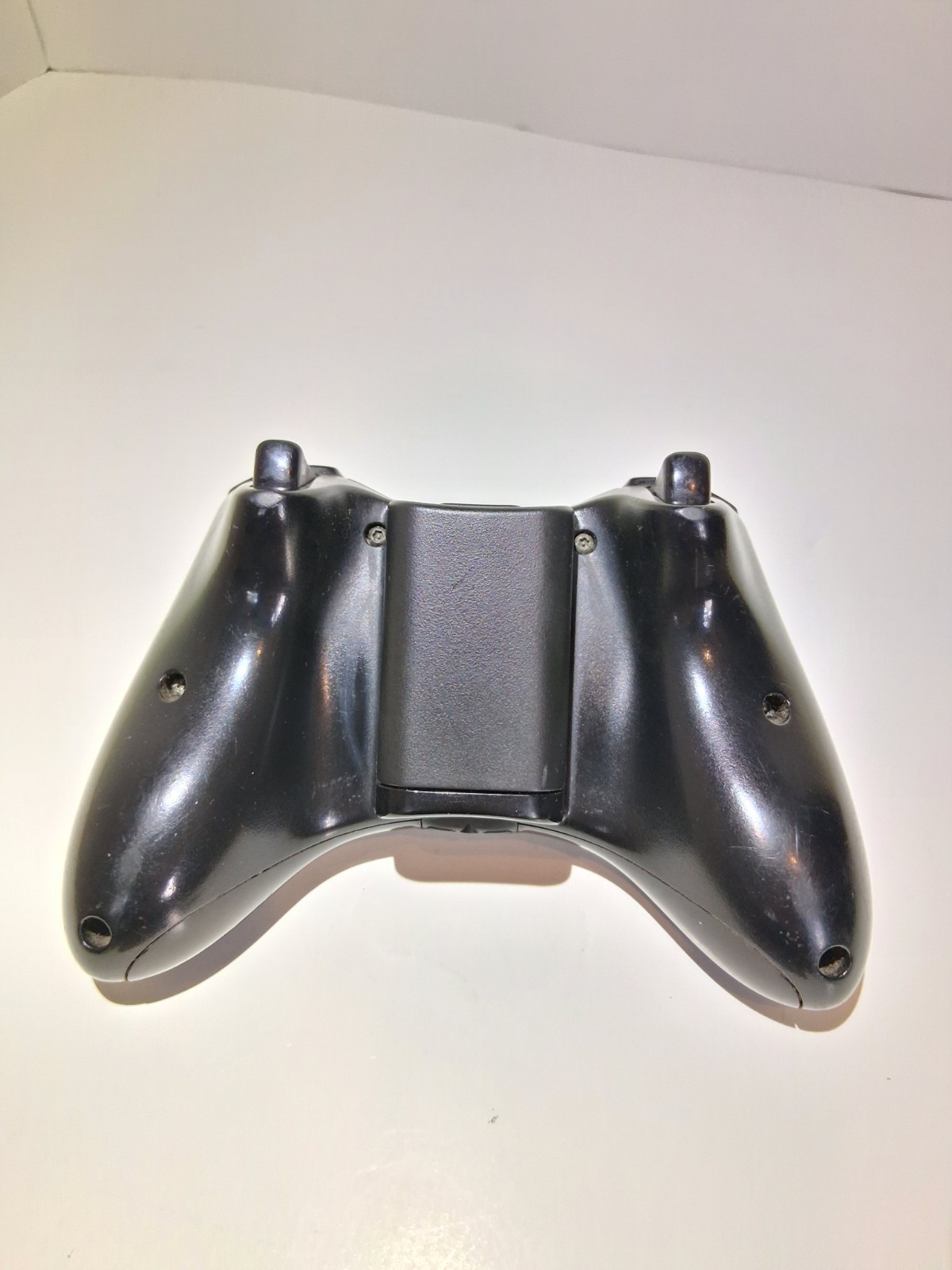 Microsoft Xbox 360 E 250GB With Camo Controller Tested