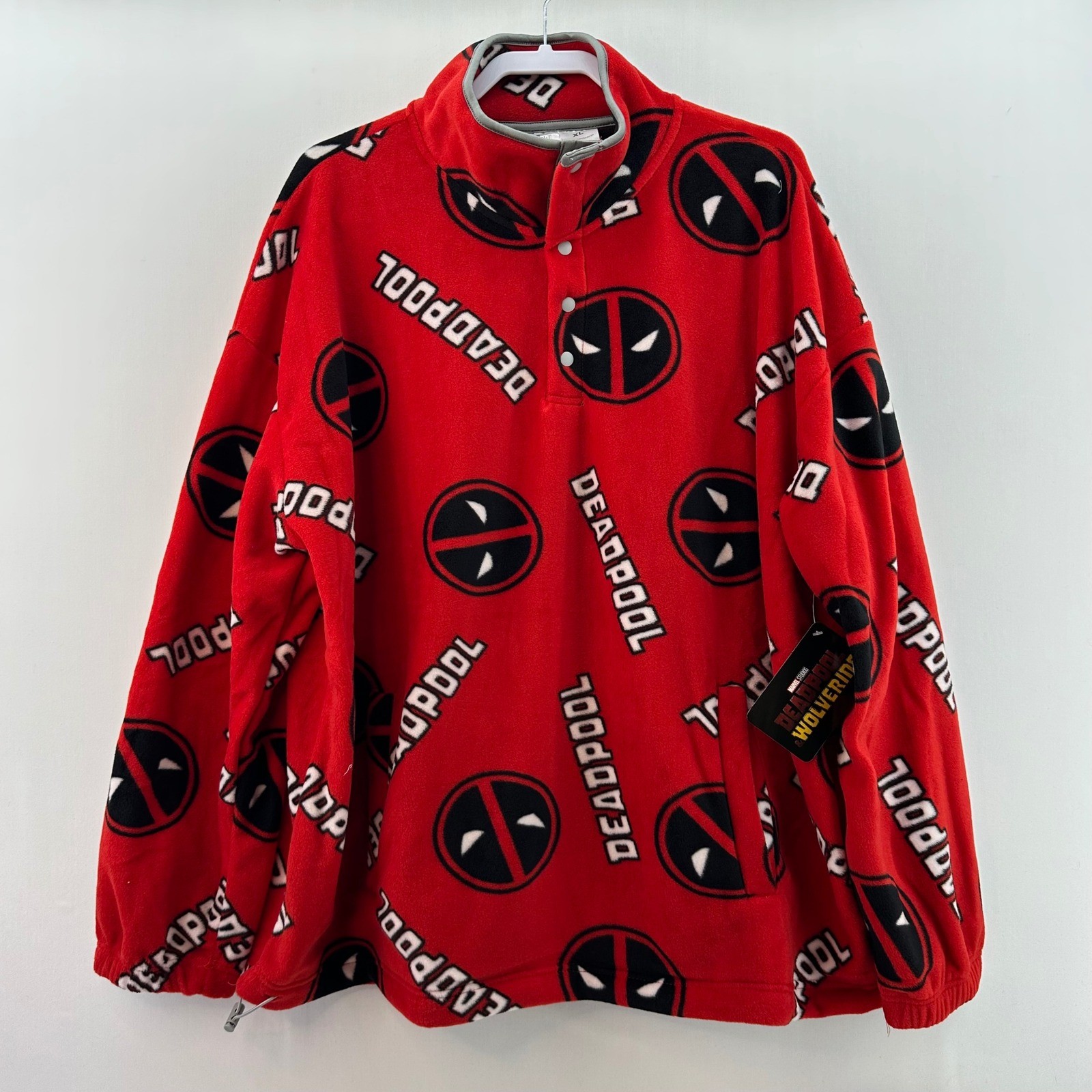 Marvel Studios Deadpool & Wolverine Fleece Pullover Jacket Mens XL Red