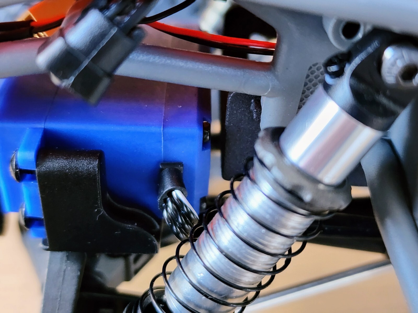 JCAD Low CG Battery Tray for Axial 1/18 Capra UTB18