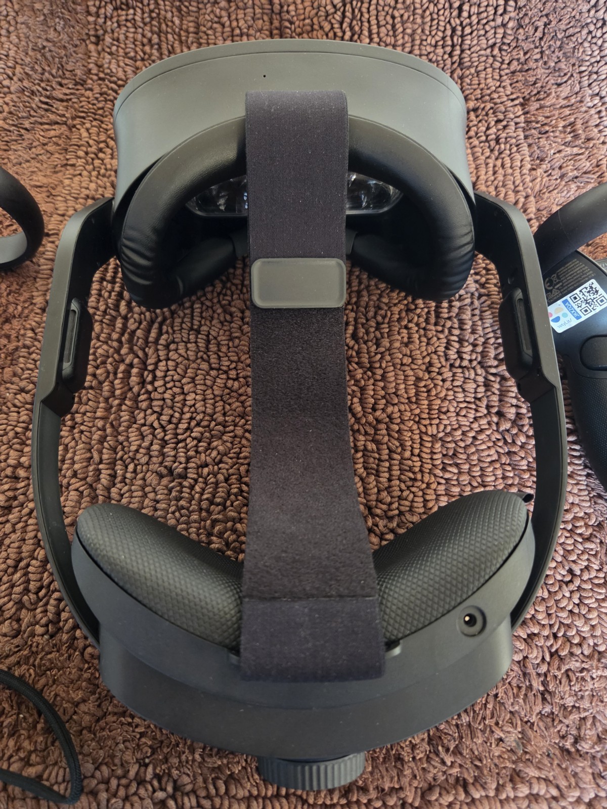 HTC Vive Focus 3 VR Headset –Full Kit, Controllers Play VR Games