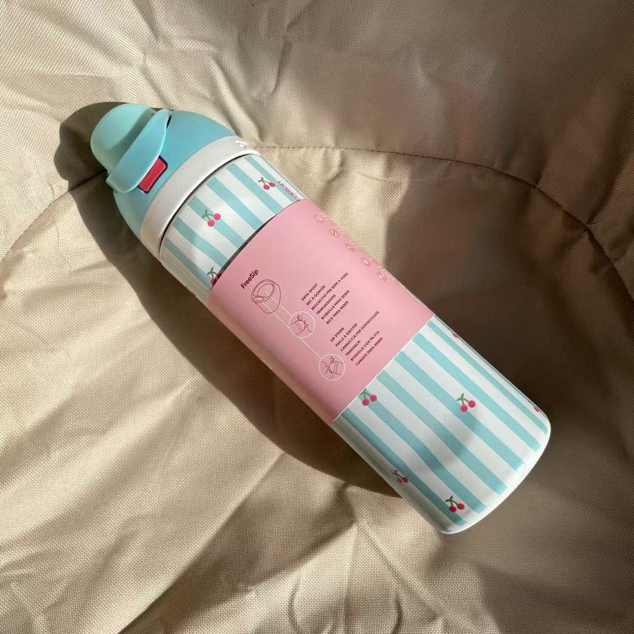 Owala FreeSip Cherry 24oz Limited Edition Water Bottle New