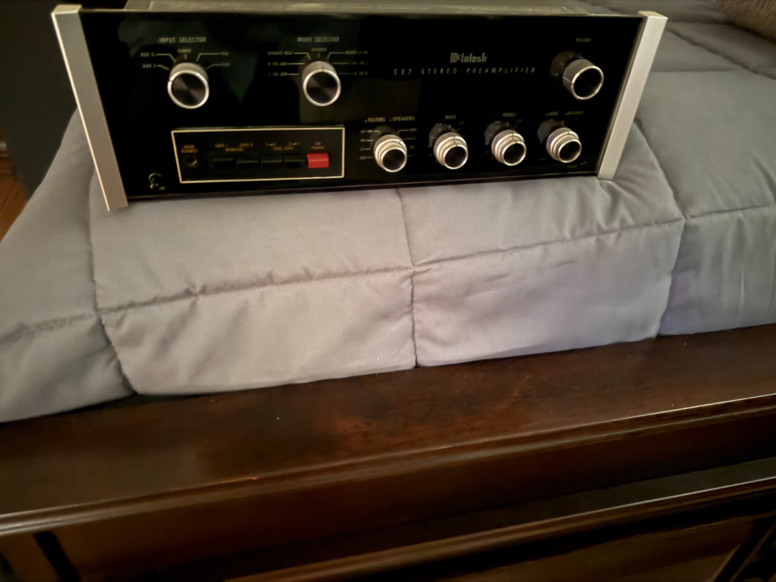 Mcintosh mc27 preamplifier