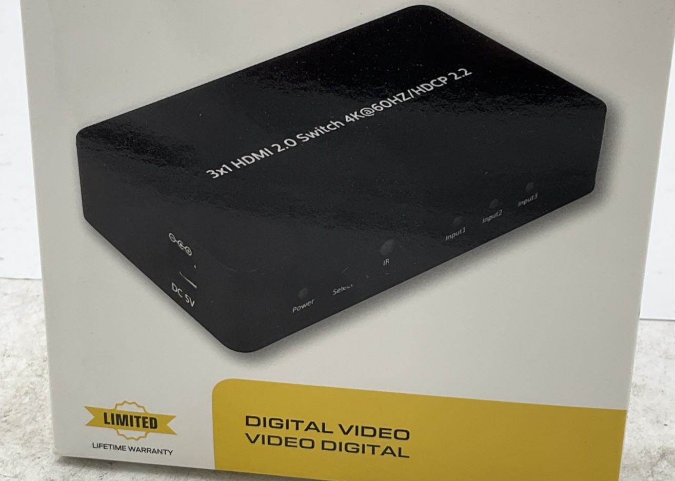 Monster Just Hook It Up 3 way HDMI Switch with remote control