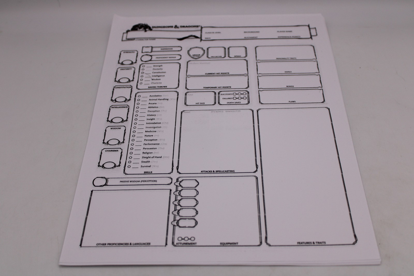 D&D Starter Set Dungeons Dragons Box Set (No Dice) & Dungeon Master Screen lot
