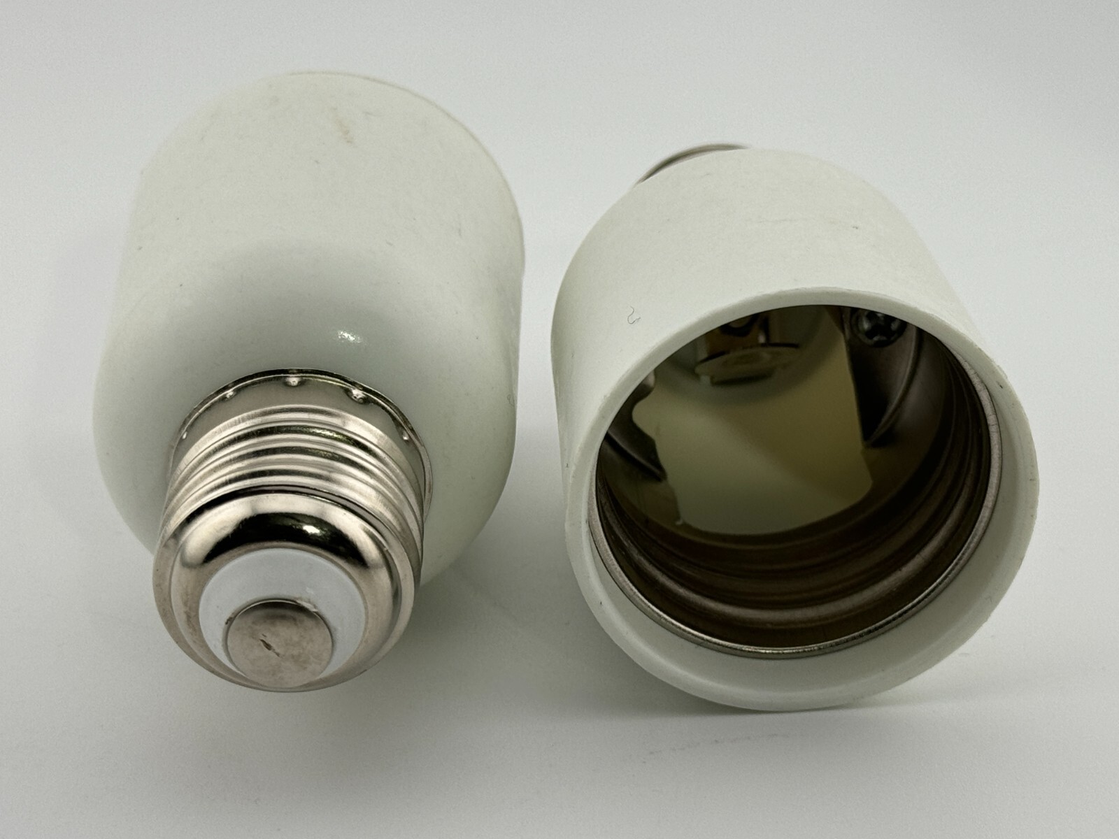 Rebaydo™ 2pcs E26 E27 male to E39 E40 female Converter