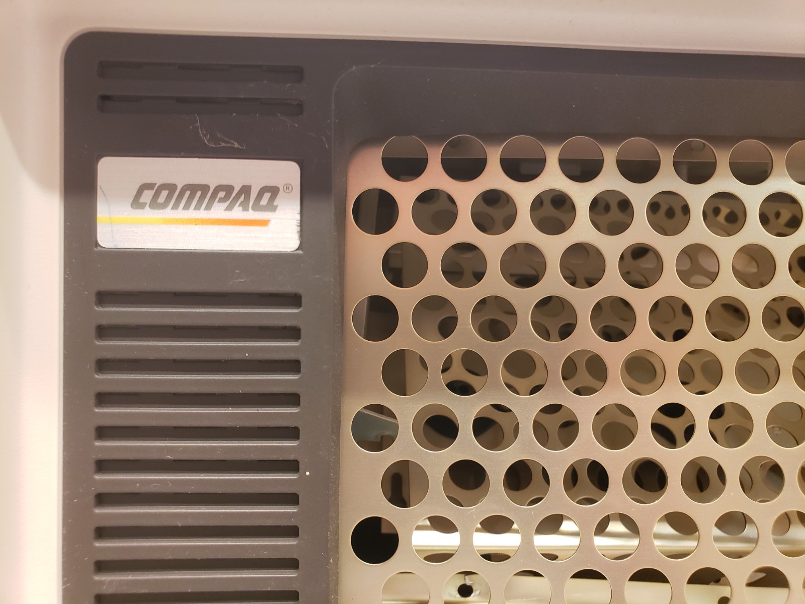 Vintage Compaq Personal Portable Computer Desktop **Empty Case Only** Nice Cond