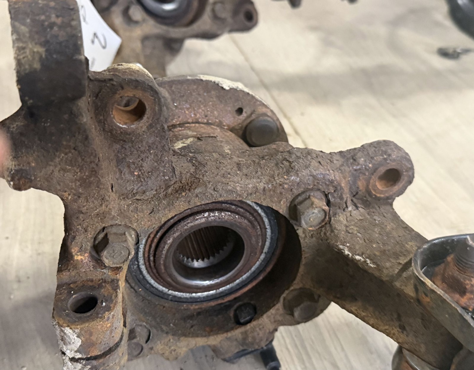 2007-2009 Hyundai Santa Fe Front Left Spindle Knuckle | ABS