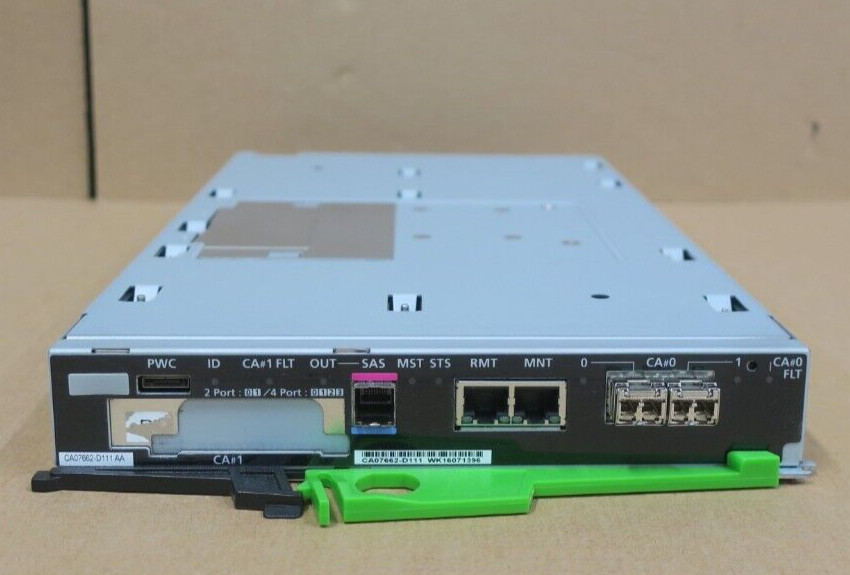 Fujitsu Eternus DX100 S3/DX200 S3 SAS 16G/s FC CM Controller Module CA07662-D111