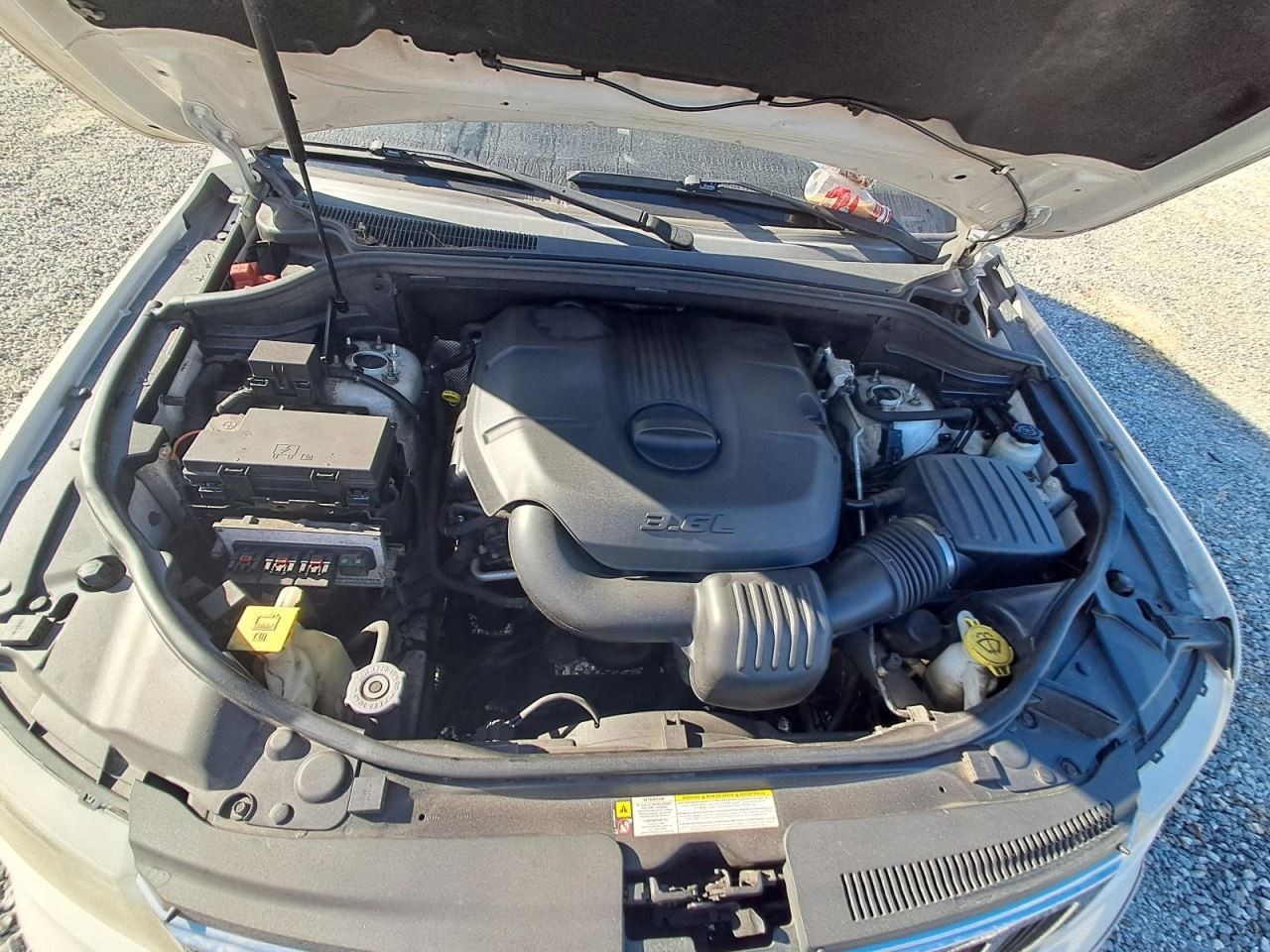 CHERGRAND 2011 Glove Box 4870195