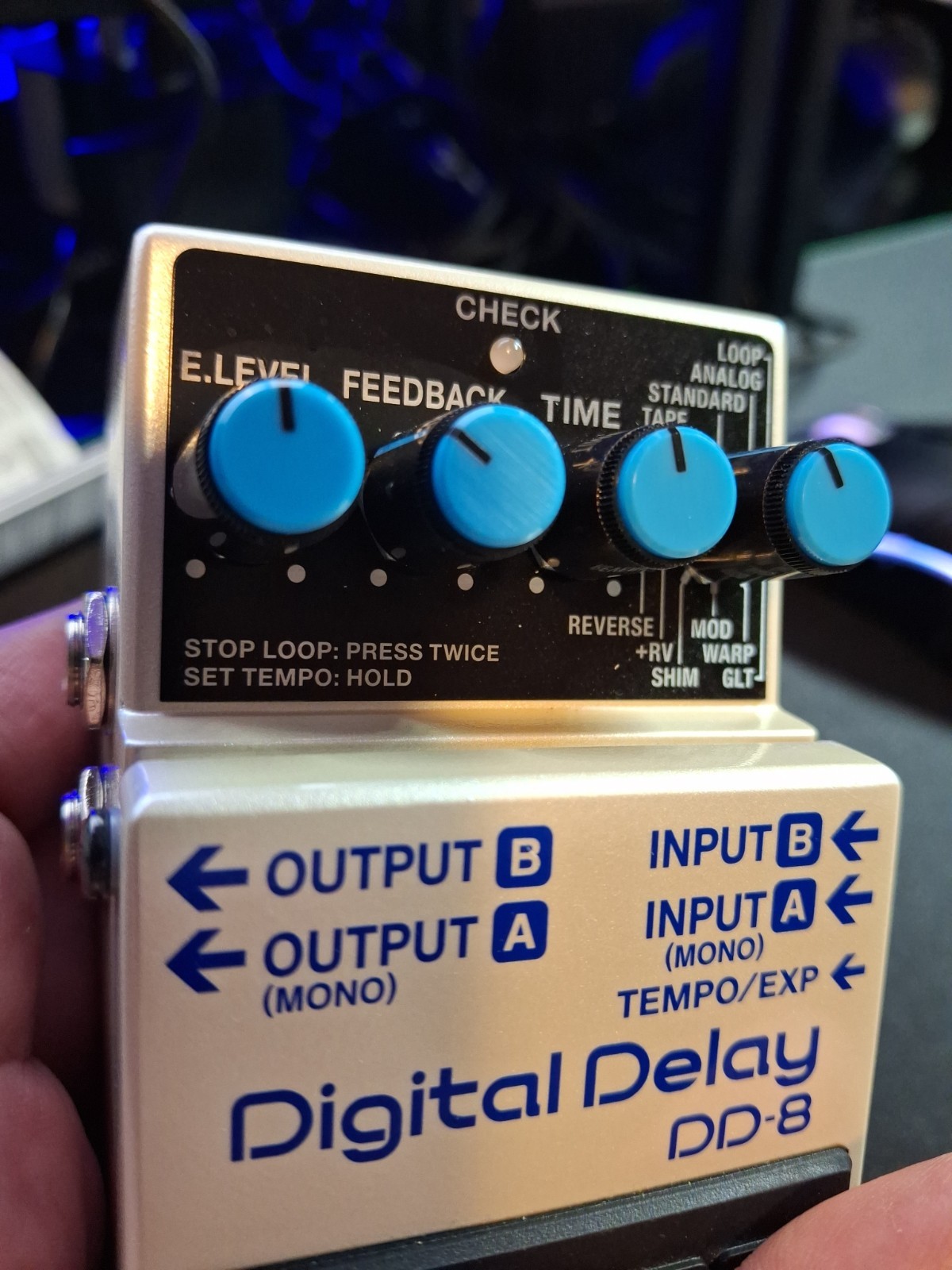 Boss DD-8 Digital Delay Guitar Effects Pedal