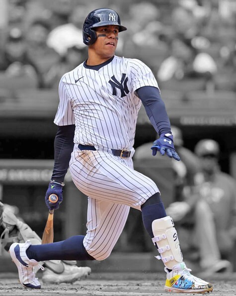 New York Yankees JUAN SOTO Glossy 8x10 Photo Baseball Print Spotlight Poster