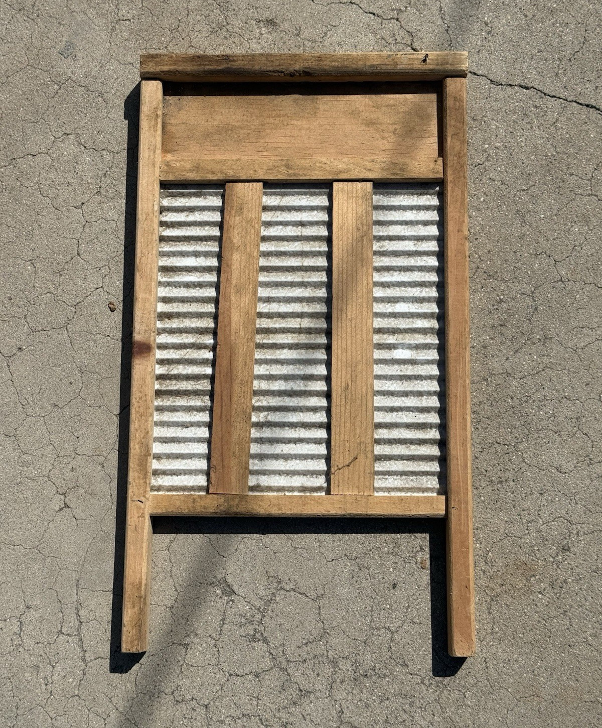 Tonal Wood & Metal Ribbed Washboard Free Standing Hand Laundry Board
