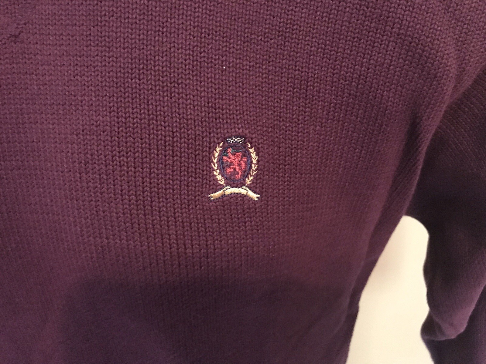 Men’s Tommy Hilfiger Maroon Pullover Sweater Size XL