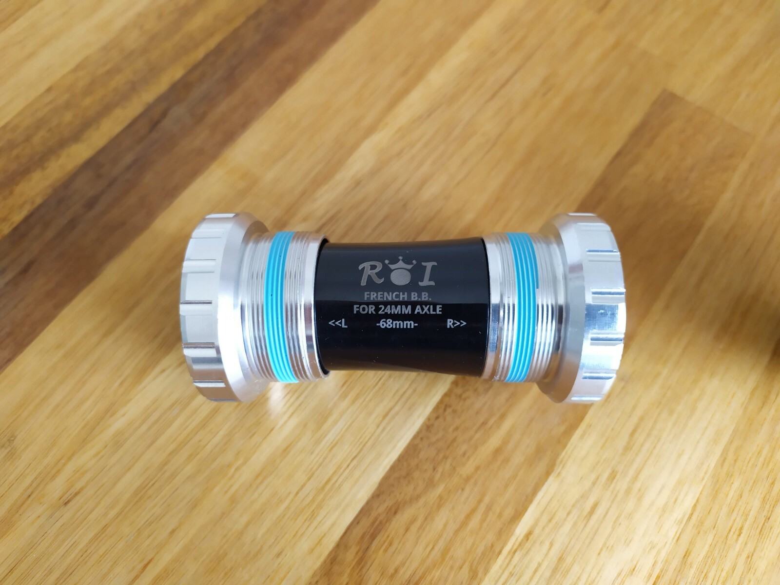 French Threaded BB for 22/24mm axle