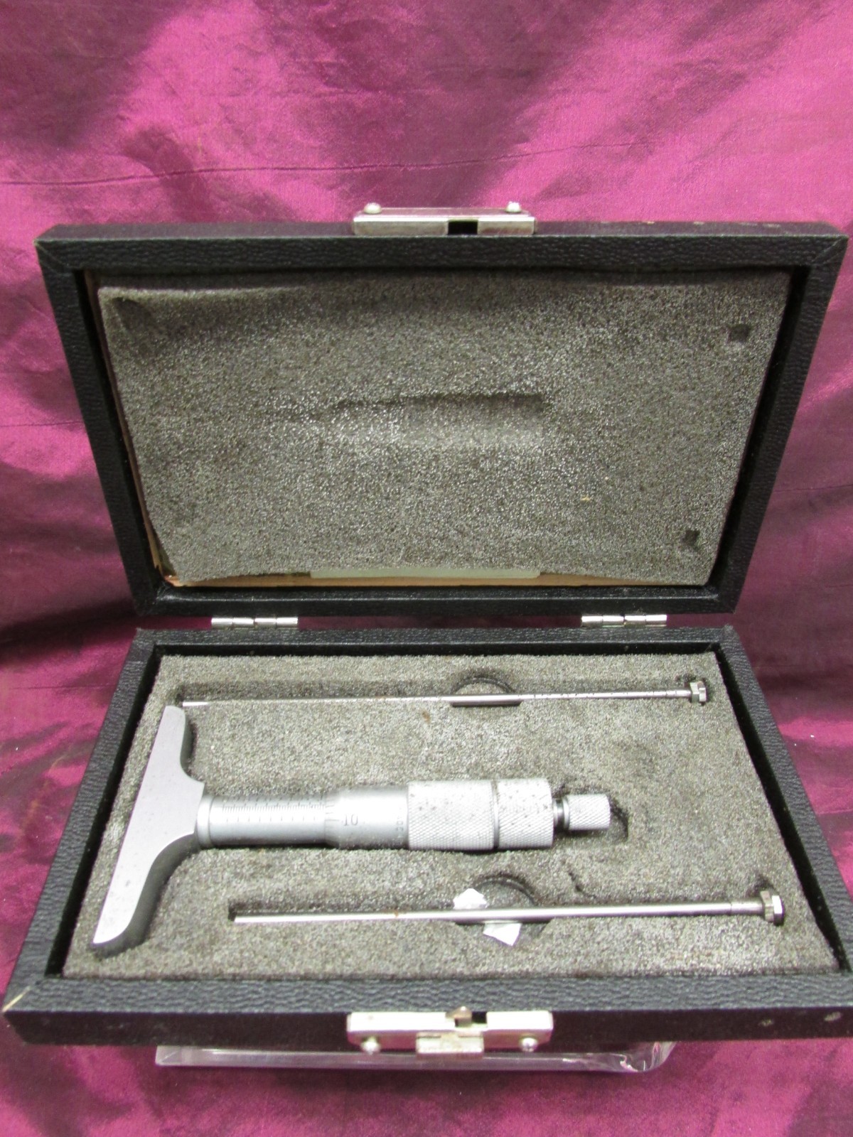 Vintage Craftsman mechanical depth Micrometer with case