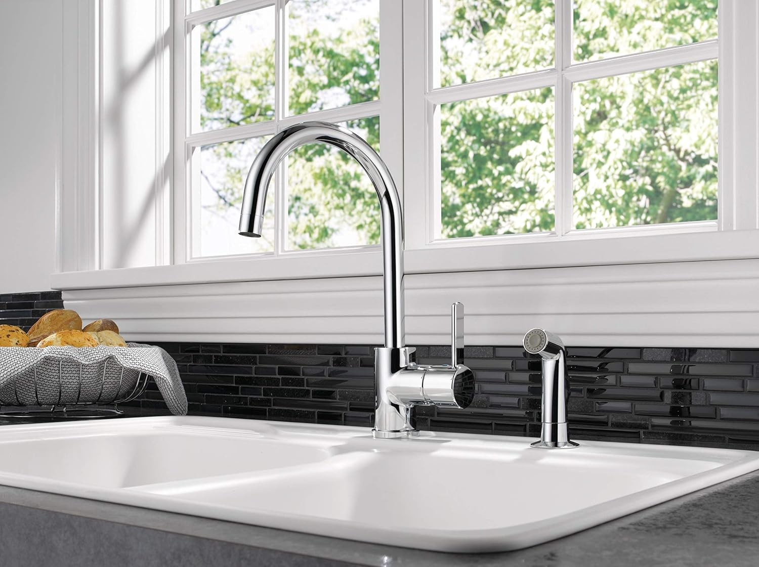 Precept Single-Handle Kitchen Sink Faucet with Side Sprayer, Chrome P199152LF