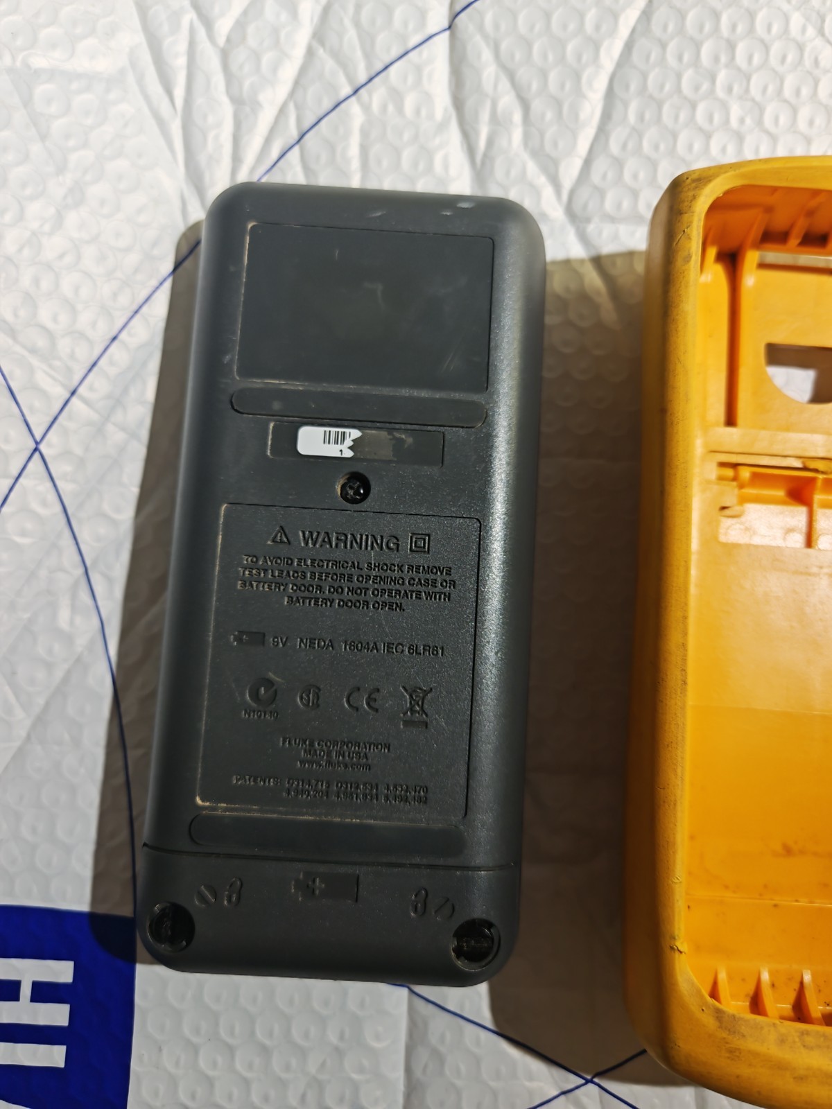 Fluke 715 Voltage‑Current Calibrator, Process Calibrator