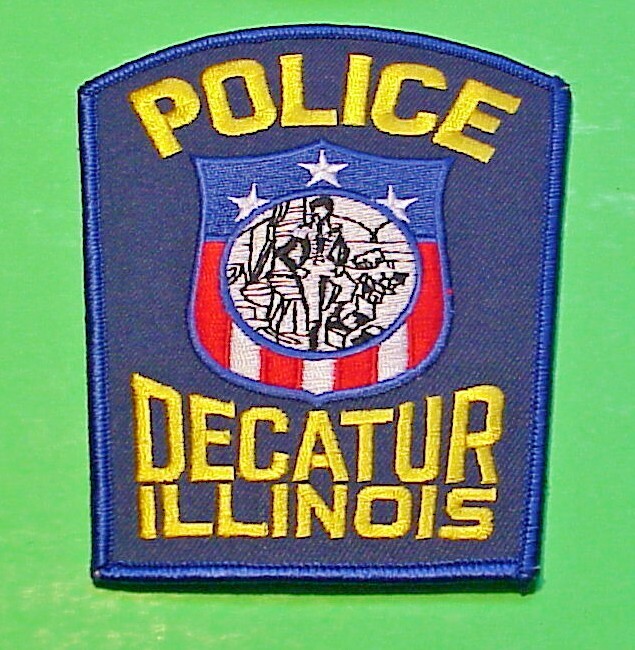 DECATUR  ILLINOIS  IL  ( BLUE BORDER )  POLICE PATCH  5" FREE SHIPPING!!!