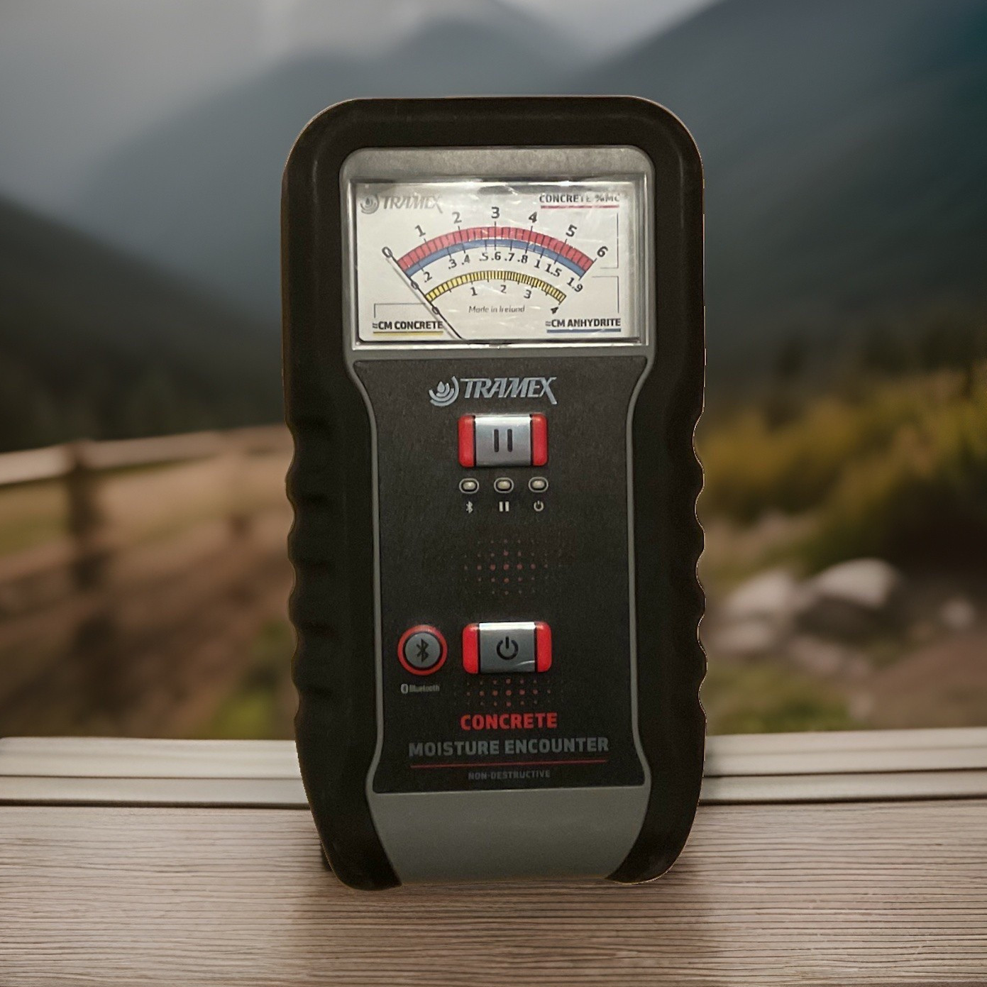 Tramex CME5 Concrete Moisture Meter Non-Destructive Analog Bluetooth Case