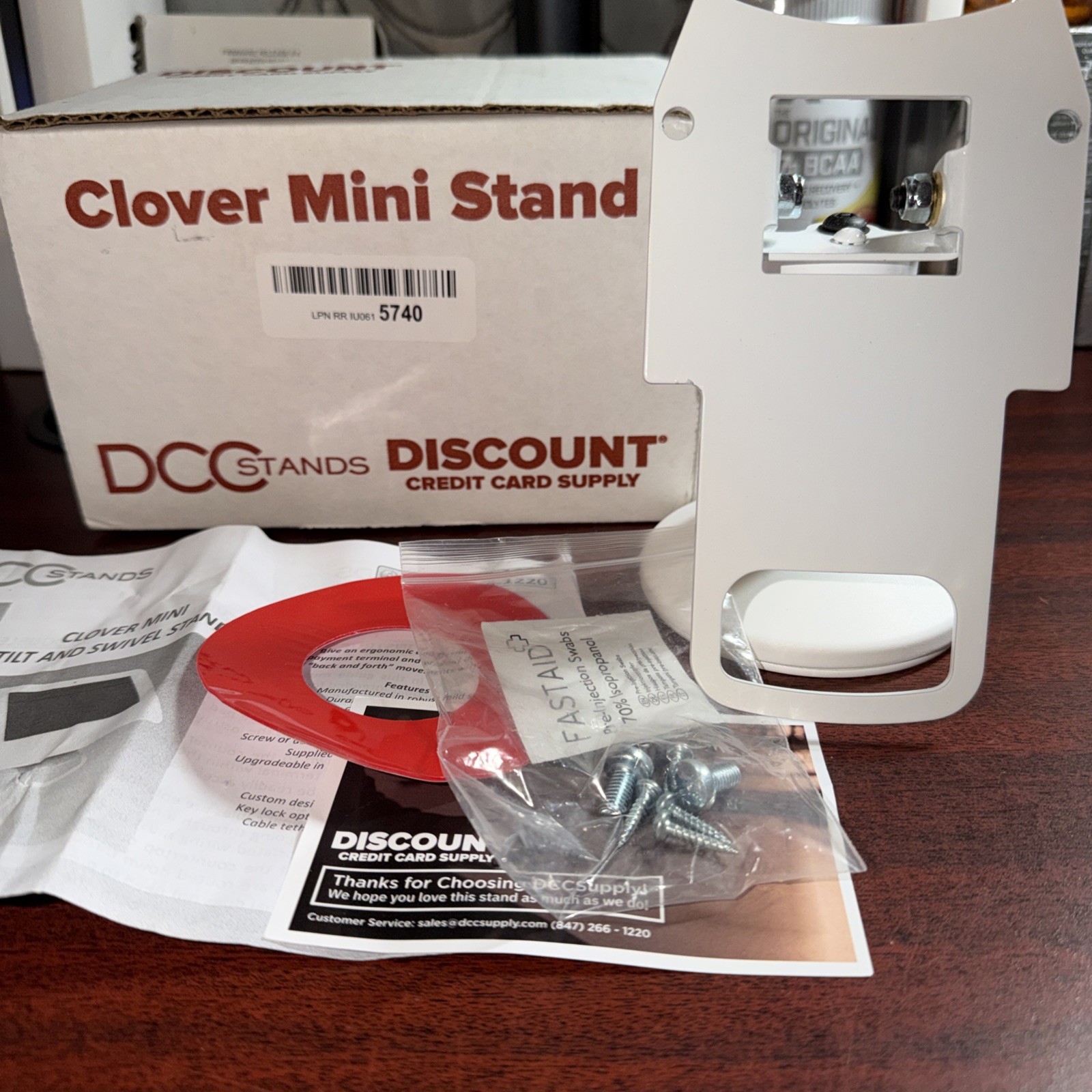 DccStands Swivel and Tilt Clover Mini Terminal Stand - Low Height