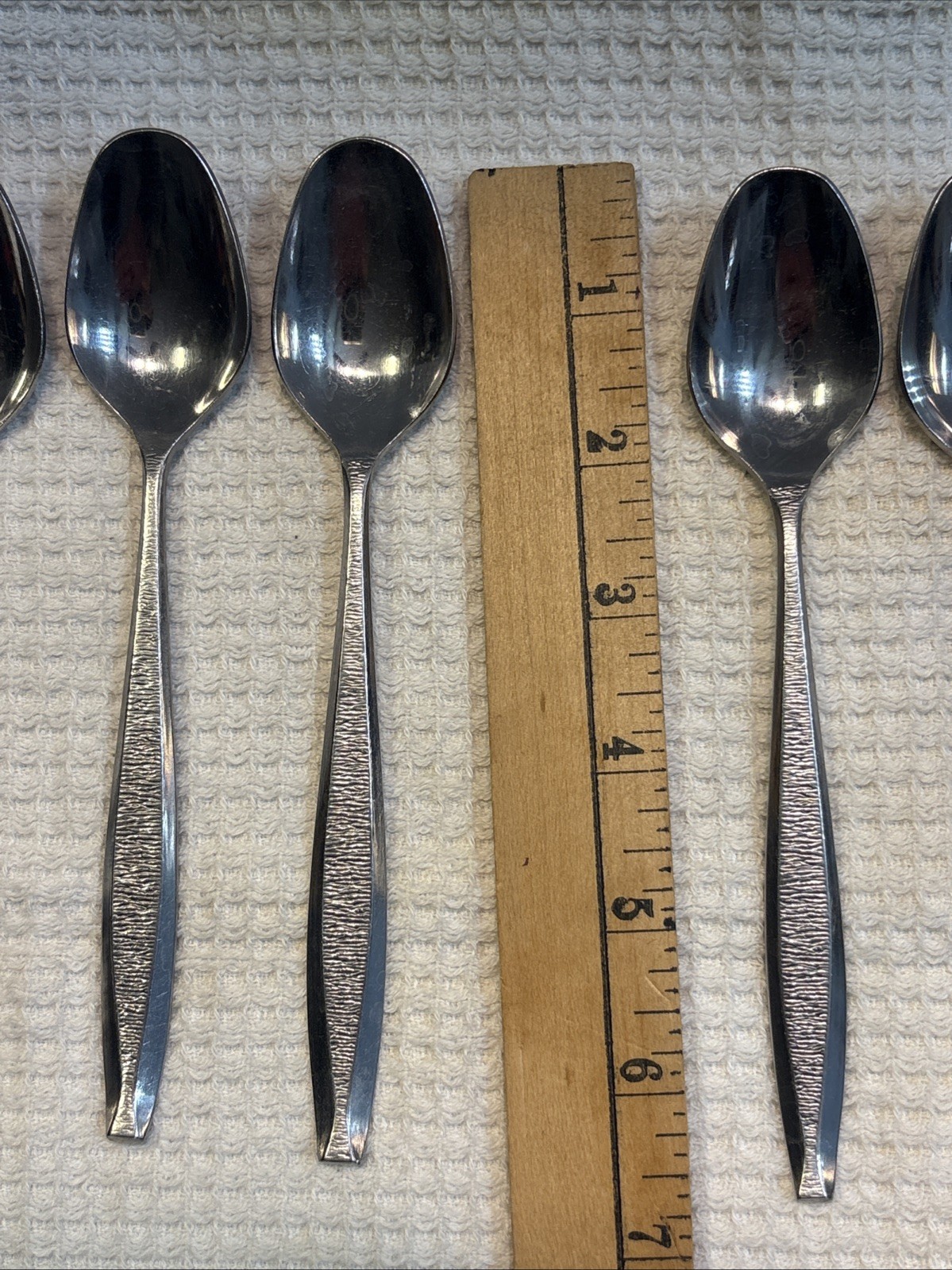 Set Of 9 teaspoons Hull AAA Stainless Florence Pattern ￼