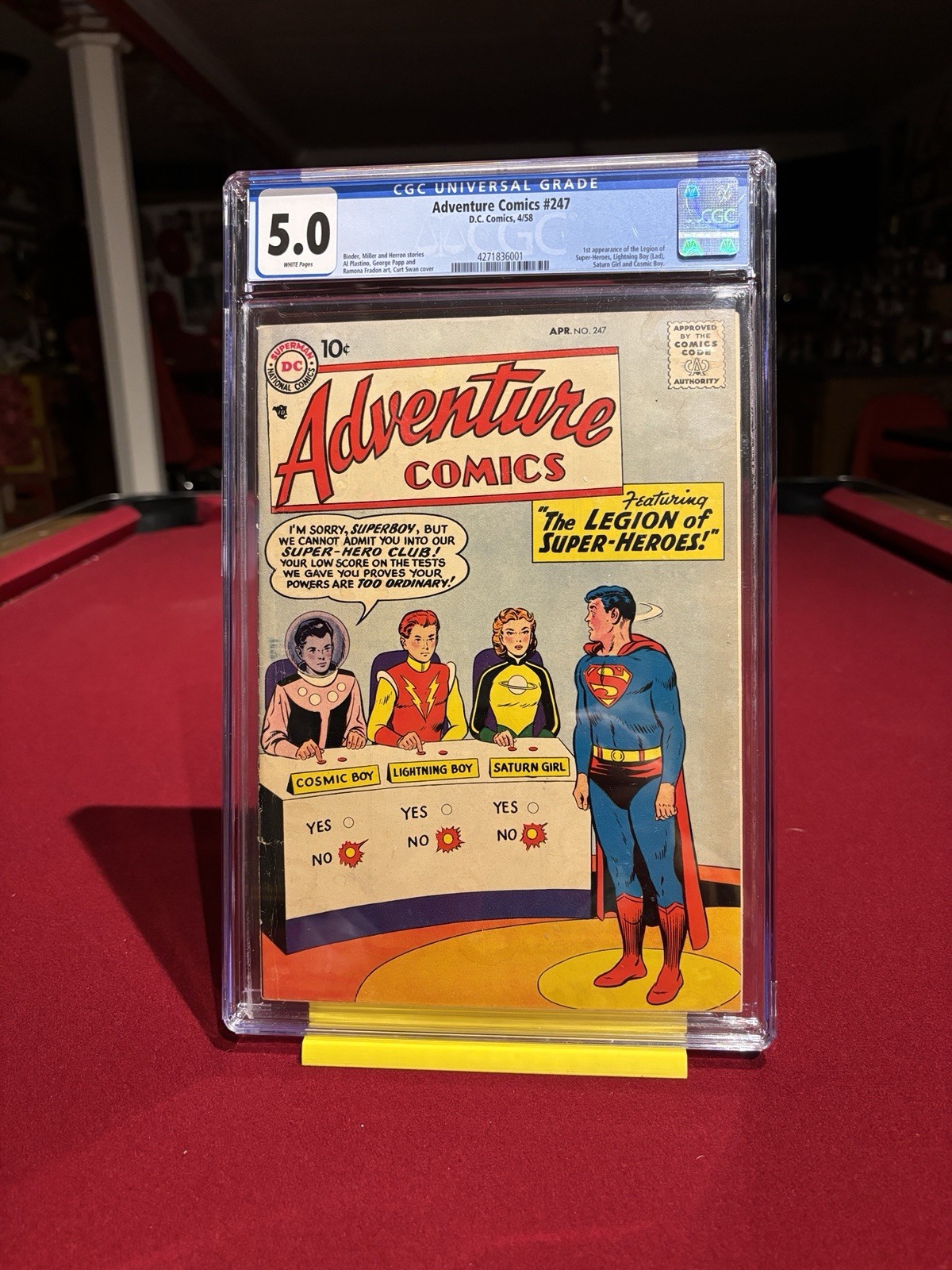 Comic Display Stand For Graded Or Ungraded Comics.  Can Do Other Colors!