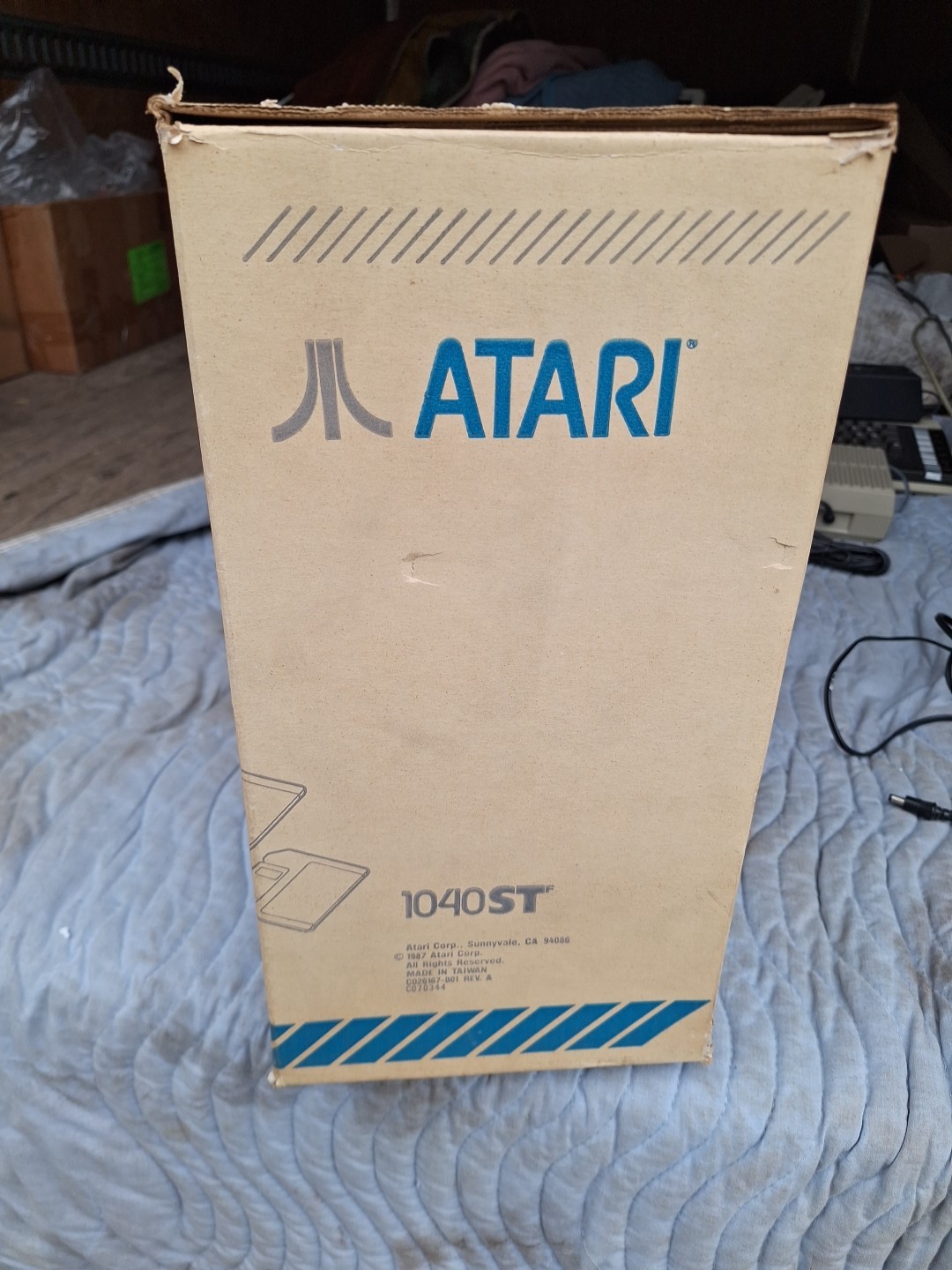 Vintage Atari 1040st With Box Untested