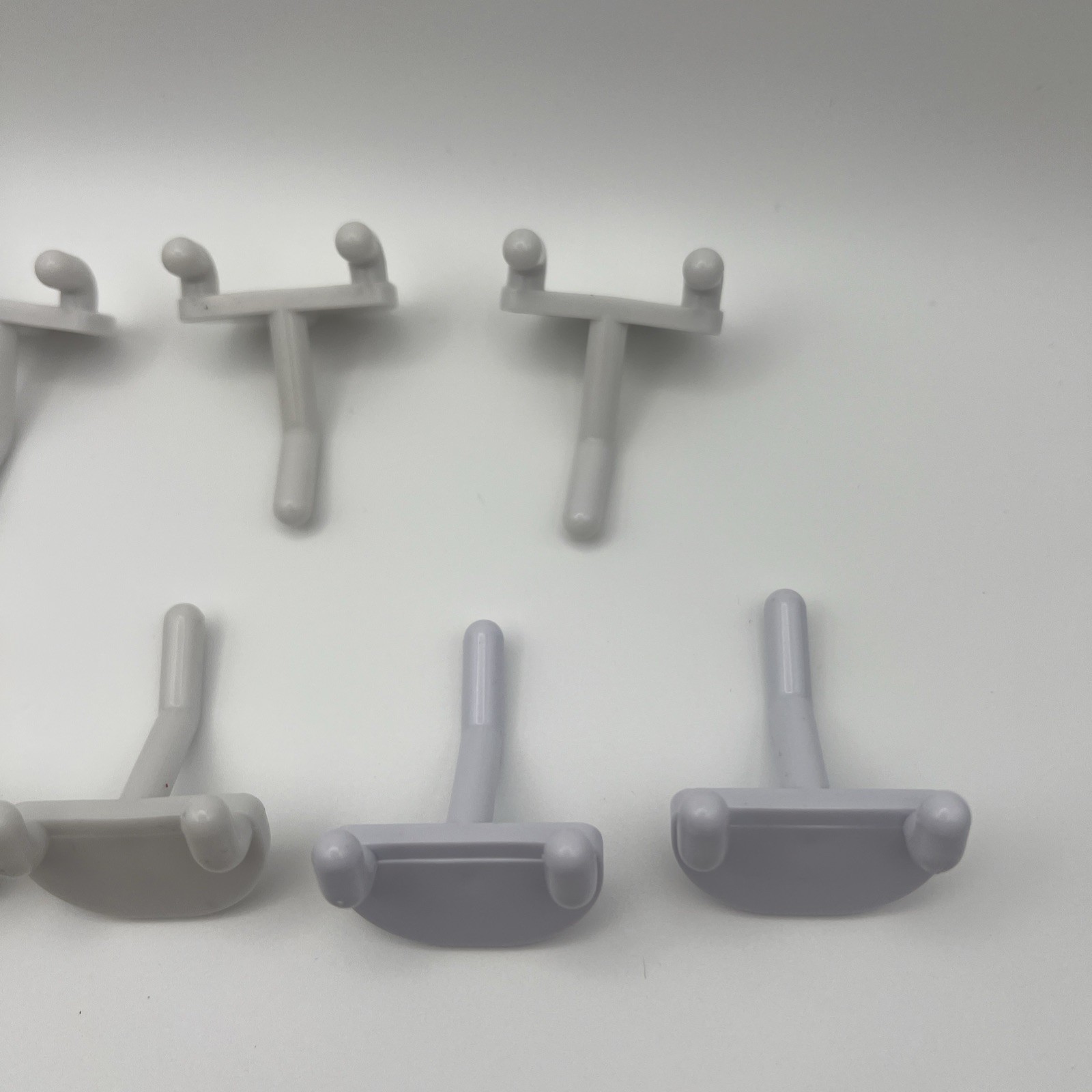 Jot small Plastic Pegboard Hooks 7pc