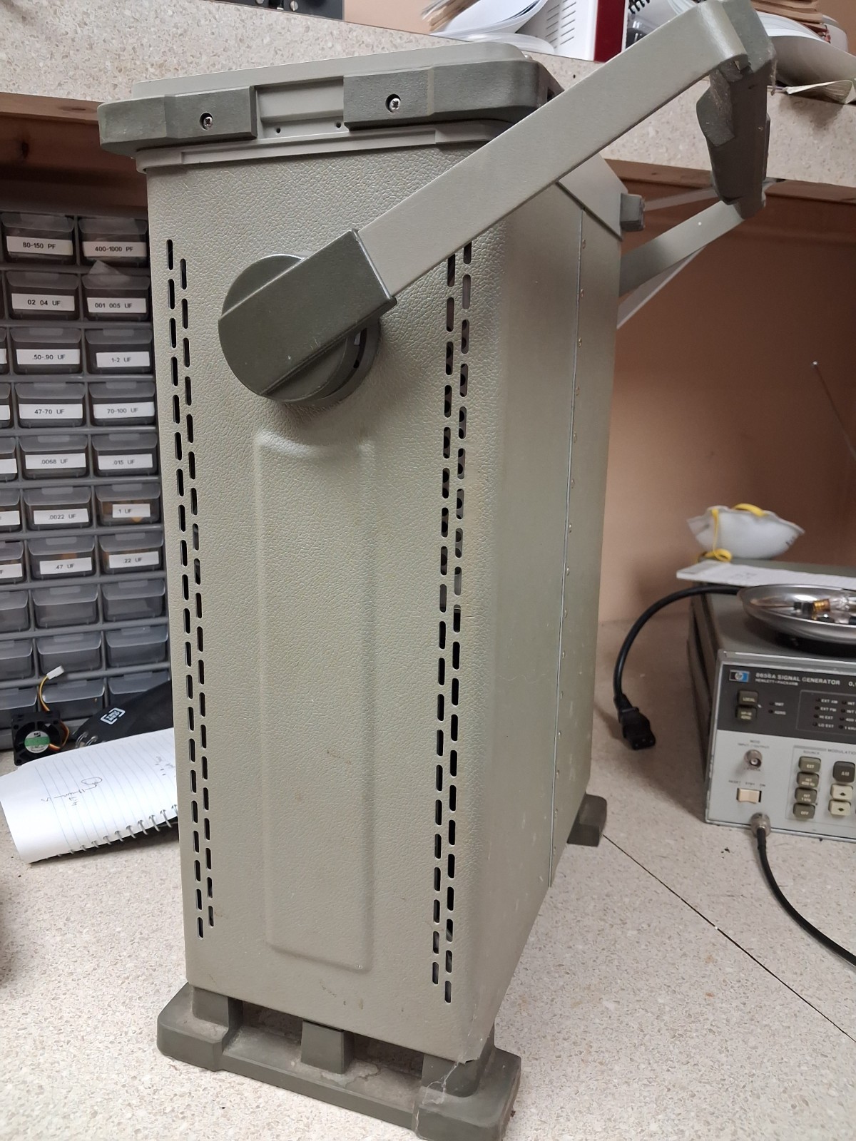 HP Spectrum Analyzer 8590A
