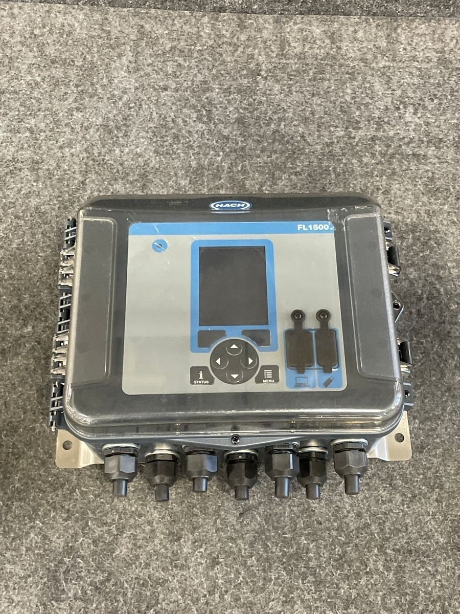 HACH FL1500 Open-Channel Flow Logger And Controller