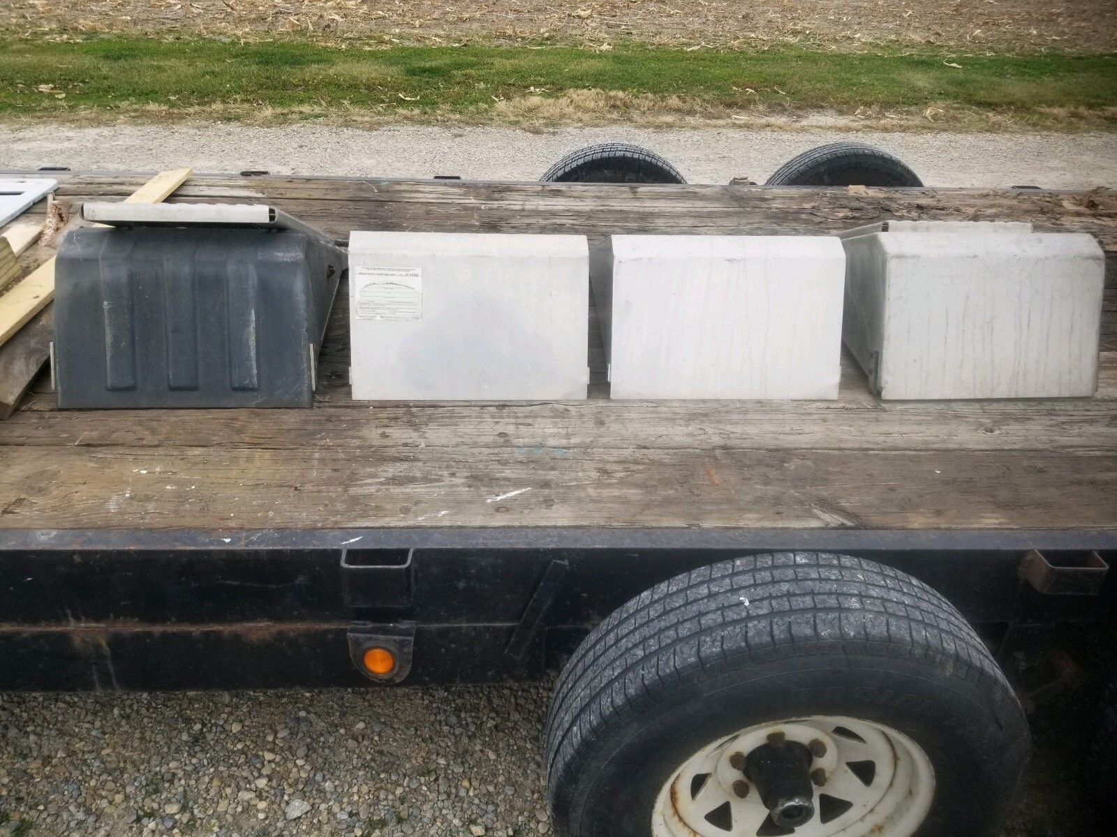 International Battery Box Lids 9200,9400 Good Used, No Damage 4 choose from
