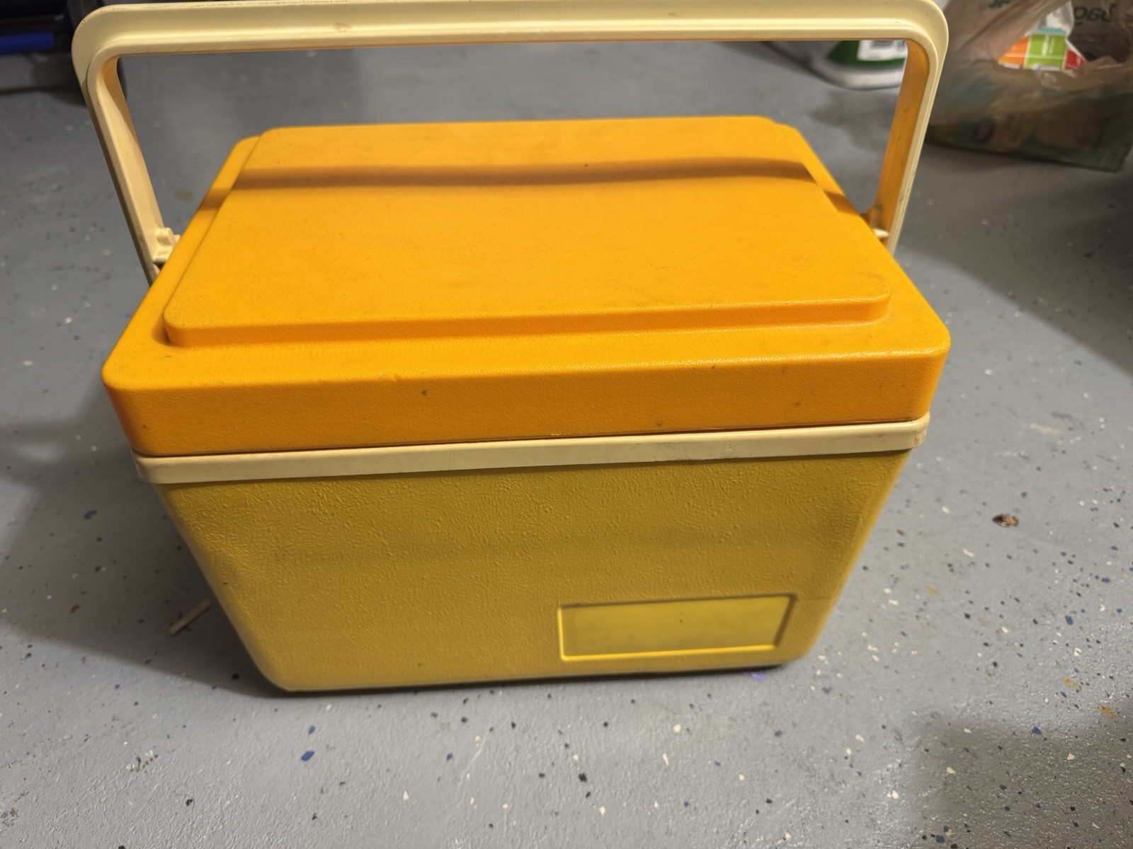 Thermos Sunpacker 11 Qt Cooler Yellow Orange 7713 Retro Vintage USA 1970s