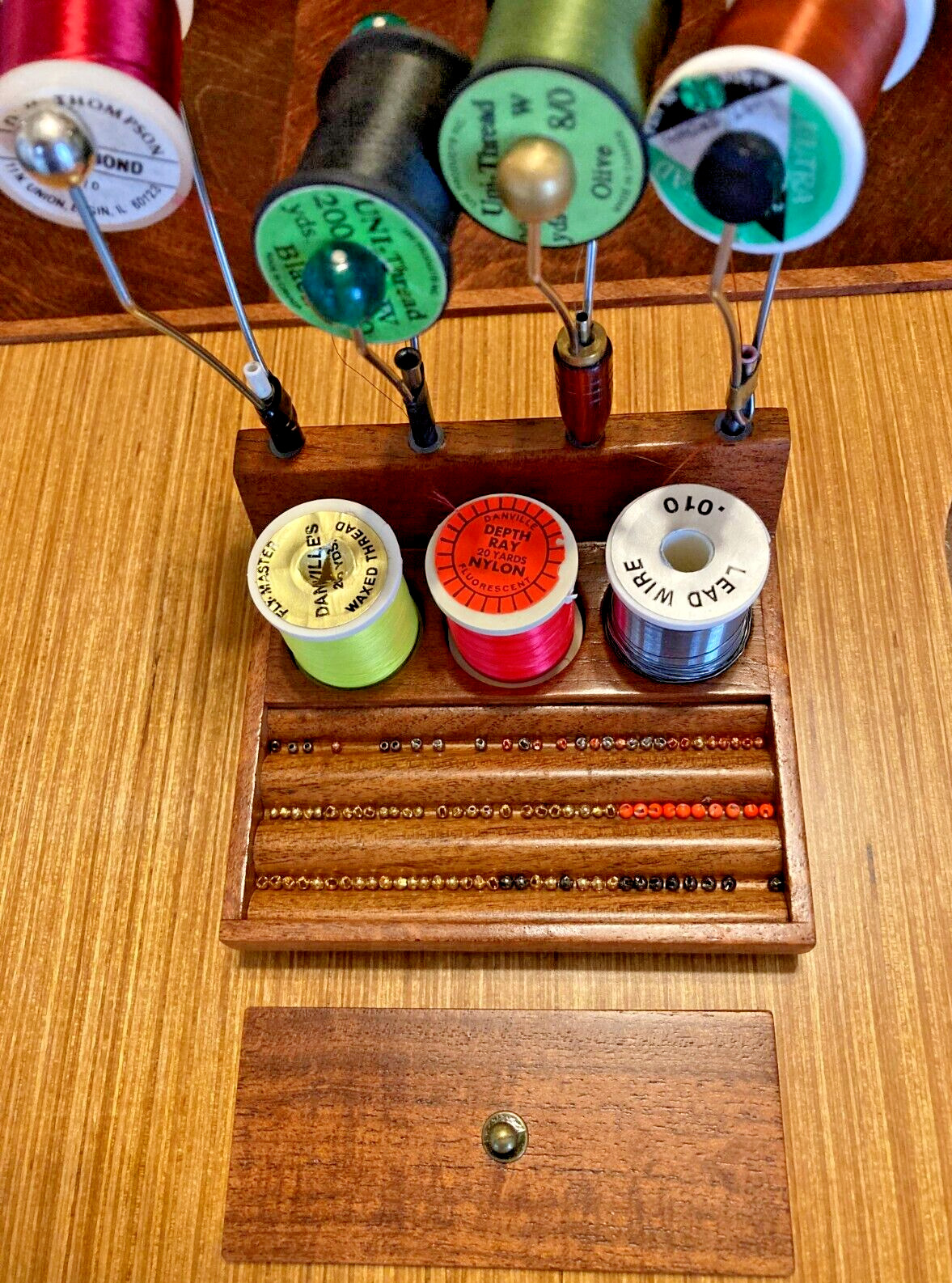 WADE'S FLY TYING VICE TOOL CADDY THREAD AND BEAD ORGANIZER / AND QUICK DRAW KIT