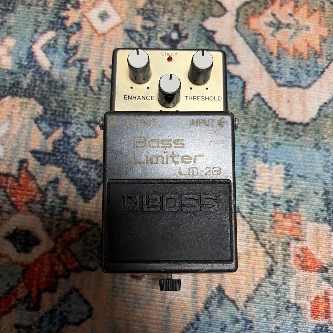 BOSS LM-2B Bass Limiter Pedal Enhance Threshold Level Used