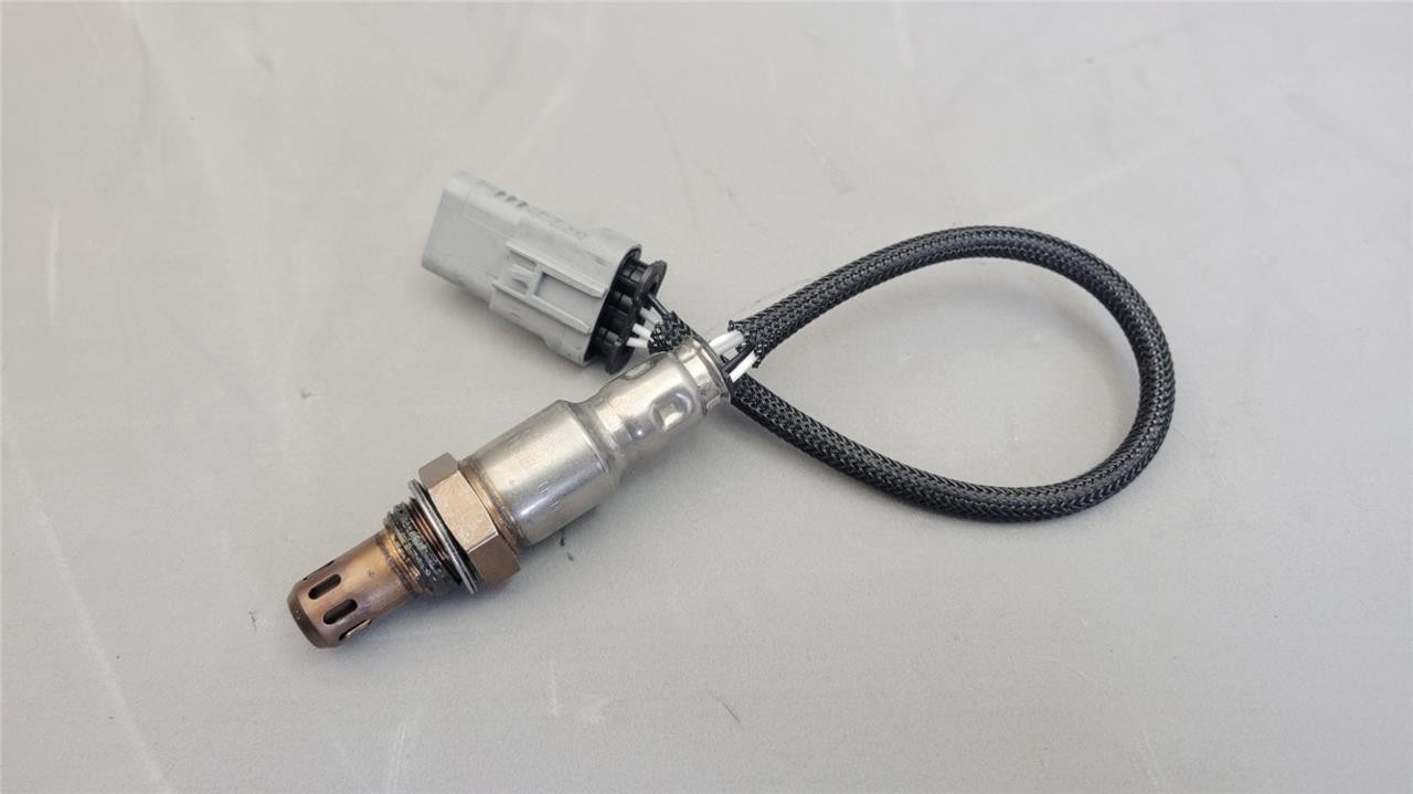 (1) OEM GMC Cadillac Chevrolet Oxygen O2 Sensor Downstream Right Left 12657188