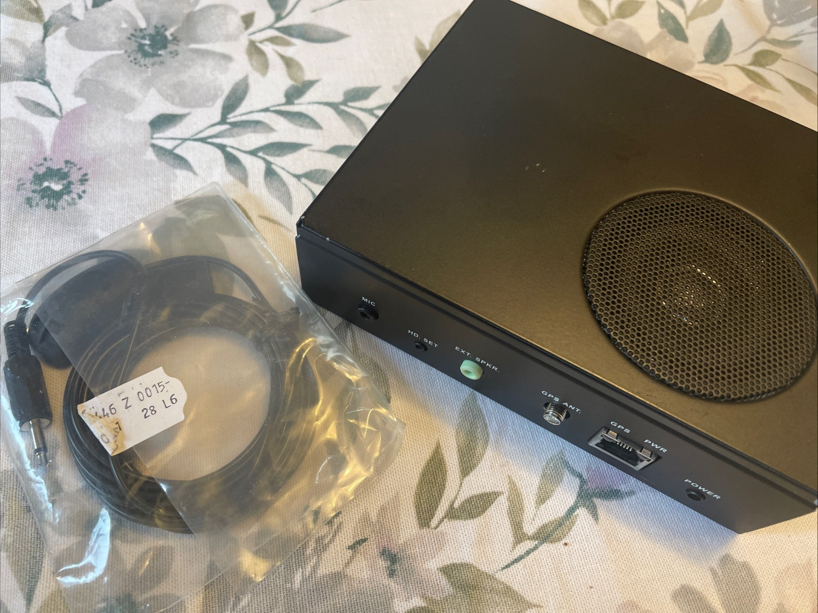 Vcom V command talking GPS Processor And Microphone.