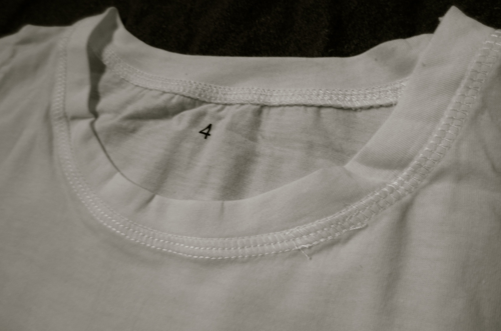 WWII US ARMY INFANTRY ARMY ISSUE COMBAT SERIVE WHITE TEE SHIRT- SIZE 1 36-38R