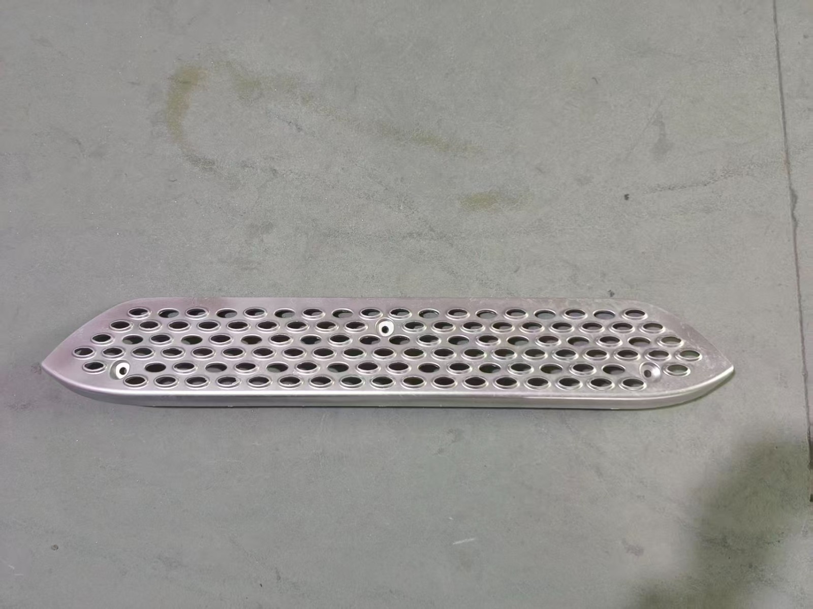 Front Fairing Lower Aluminum Step Peterbilt 579 2023+