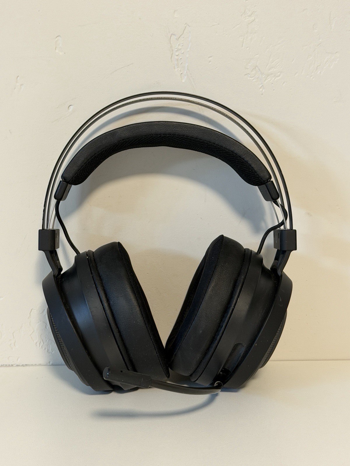 Razer Nari Essential Wireless Gaming Headset - No Dongle