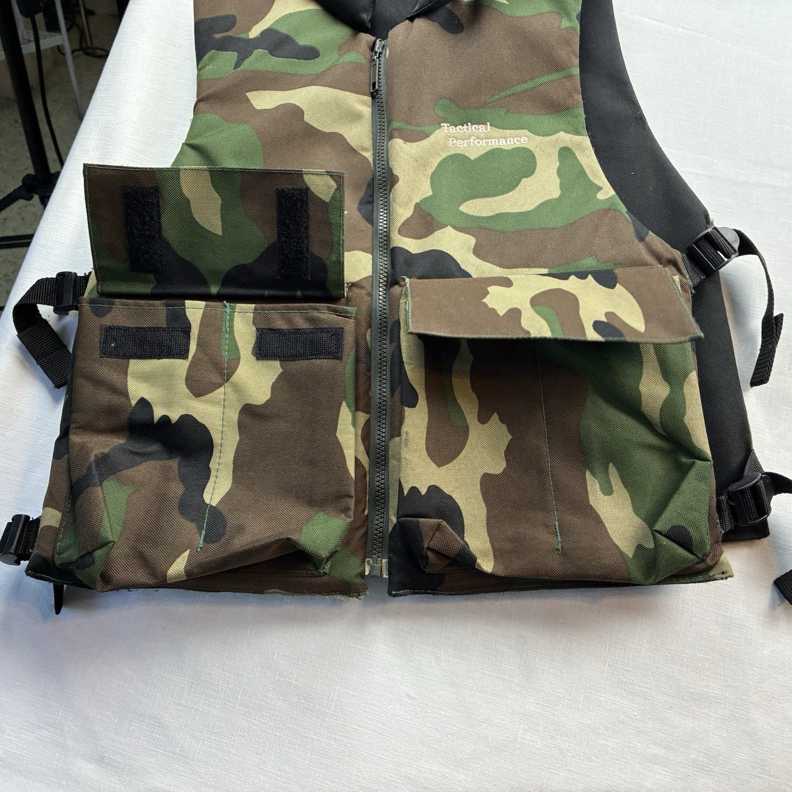 Tactical Perf Padded Reversible Camo/Black Vest Multi-Pockets Size Adjustable