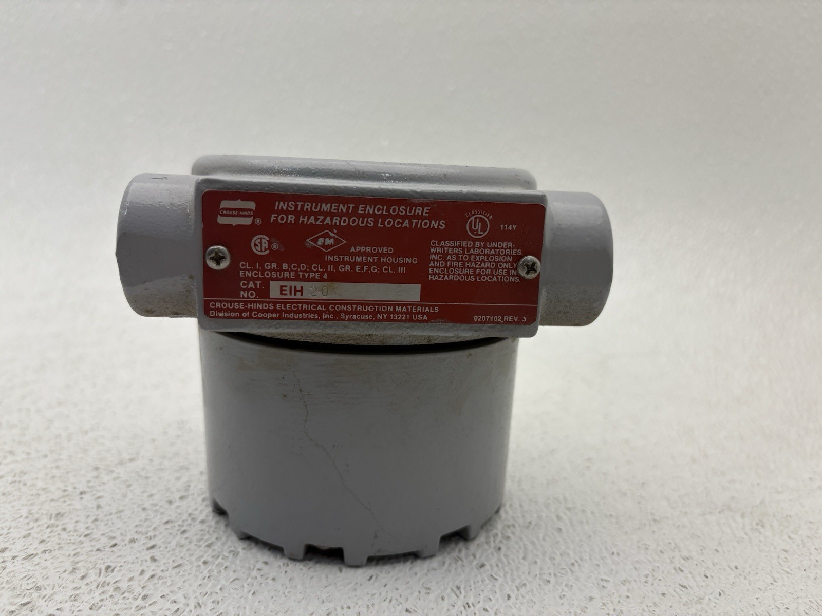 EIH20 CROUSE-HINDS INSTRUMENT ENCLOSURE FOR HAZARDOUS LOCATIONS