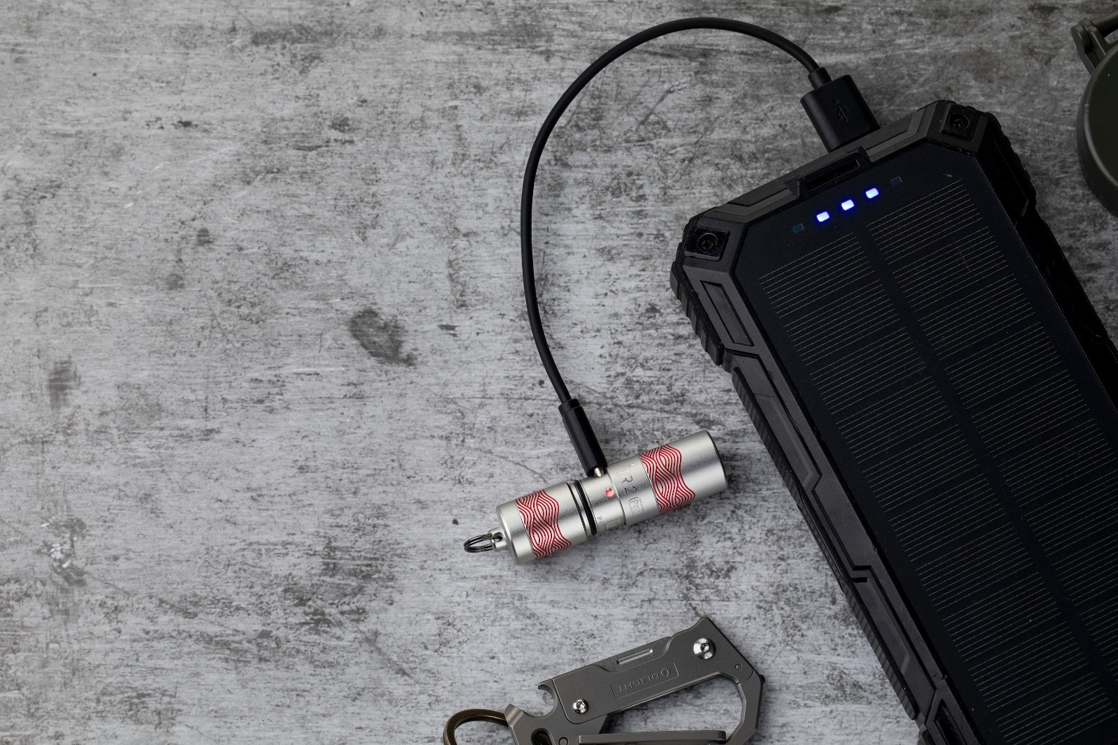 Olight I1R 2 PRO Flow Tiny USB-C Rechargeable Keychain Flashlight, 180 Lumens