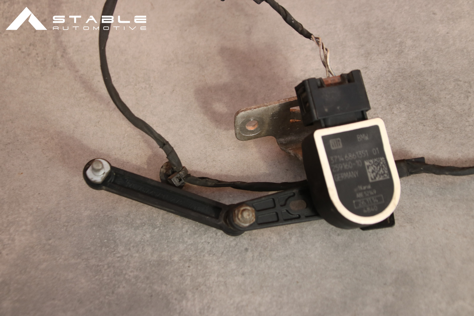BMW F01 F02 F06 F07 F10 F11 F12 F13 LEFT HEADLIGHT HEIGHT LEVEL SENSOR 6861351