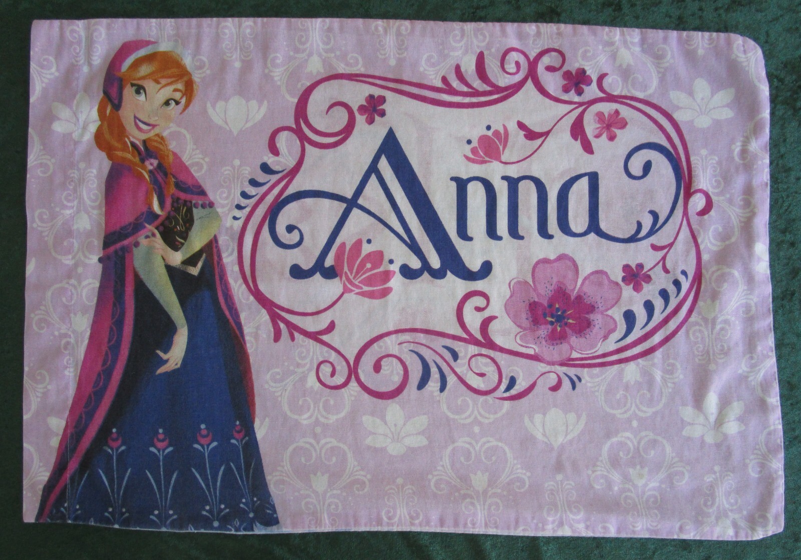 DISNEY FROZEN 2 SIDED PILLOWCASE: ANNA & ELSA - COTTON BLEND