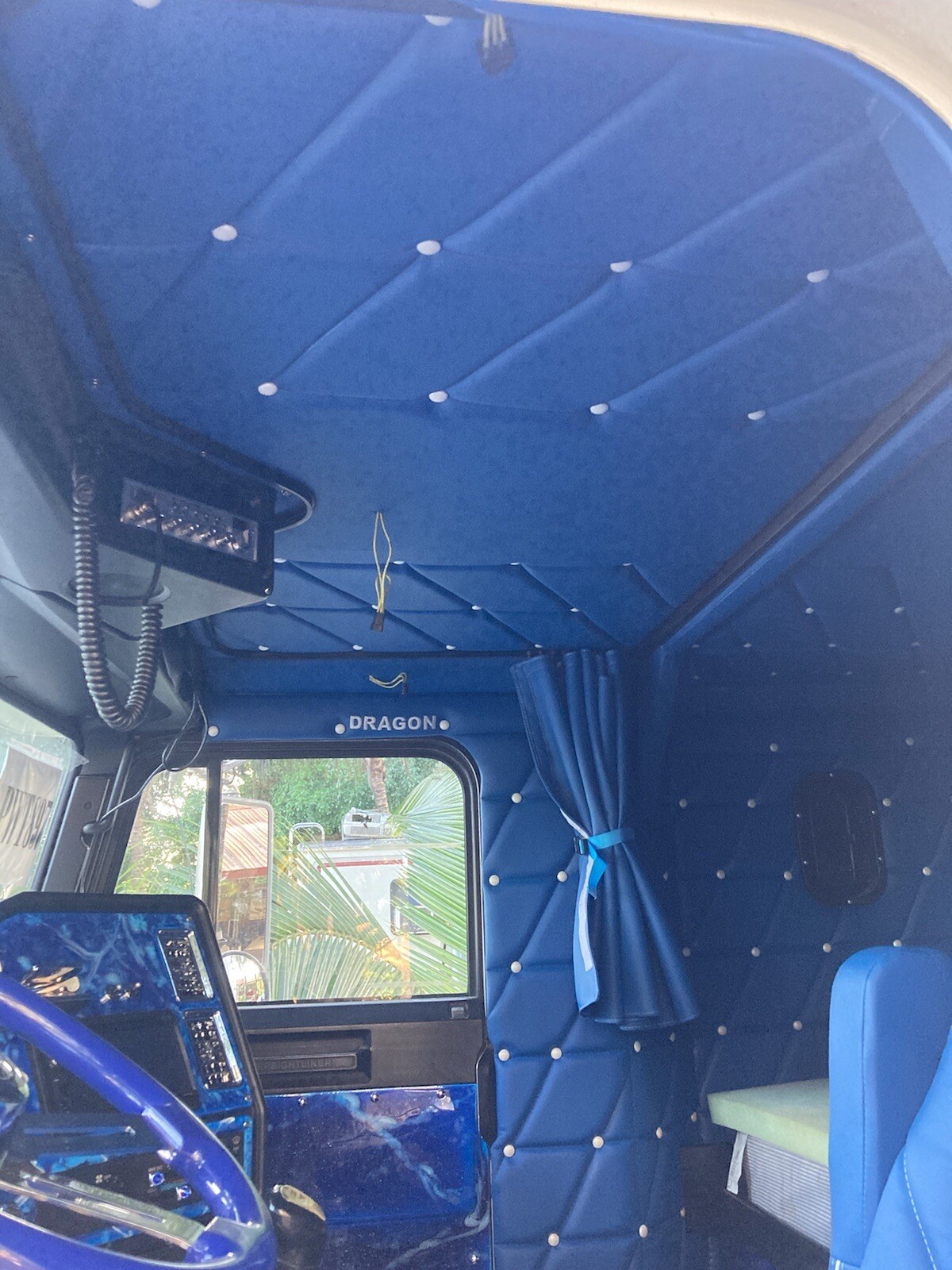 freightliner fld 120 flattop 36”